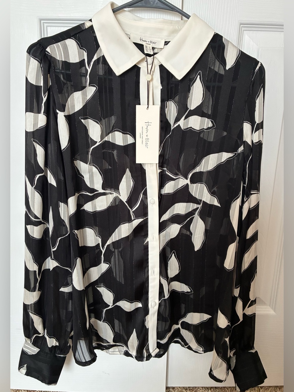 Haver & Blair Black and White Leaf-Print Blouse with Contrast Collar Sheer New